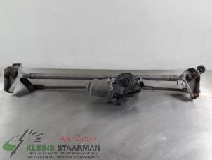 Used Front wiper motor Daihatsu Materia 1.5 16V Price on request offered by Kleine Staarman B.V. Autodemontage