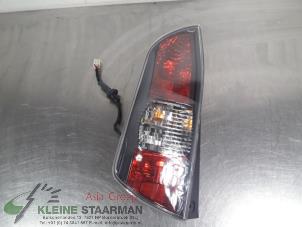 Używane Tylne swiatlo pozycyjne lewe Daihatsu Sirion 2 (M3) 1.0 12V DVVT Cena € 35,00 Procedura marży oferowane przez Kleine Staarman B.V. Autodemontage