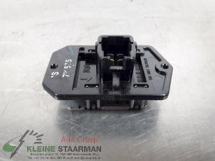 Gebrauchte Heizung Widerstand Daihatsu Cuore (L251/271/276) 1.0 12V DVVT Preis auf Anfrage angeboten von Kleine Staarman B.V. Autodemontage