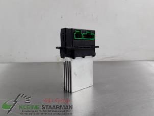 Used Heater resistor Nissan Note (E11) 1.6 16V Price on request offered by Kleine Staarman B.V. Autodemontage