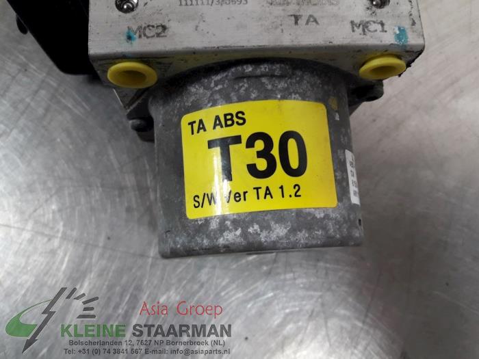 Bloc ABS d'un Kia Picanto (TA) 1.0 12V 2012