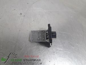 Used Heater resistor Hyundai Accent 1.5i 12V Price on request offered by Kleine Staarman B.V. Autodemontage