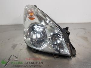 Used Headlight, right Toyota Corolla Verso (R10/11) 1.8 16V VVT-i Price on request offered by Kleine Staarman B.V. Autodemontage