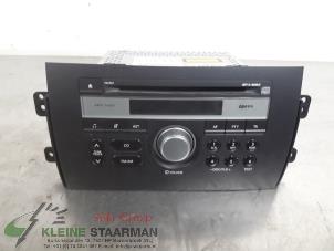 Usagé Radio/Lecteur CD Suzuki SX4 (EY/GY) 1.6 16V 4x2 Prix sur demande proposé par Kleine Staarman B.V. Autodemontage