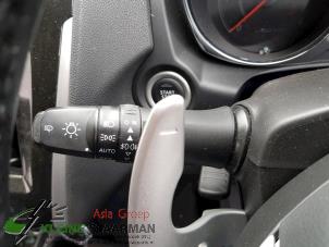 Gebrauchte Richtungsanzeiger Schalter Mitsubishi ASX 2.2 DI-D 16V 4WD Preis auf Anfrage angeboten von Kleine Staarman B.V. Autodemontage