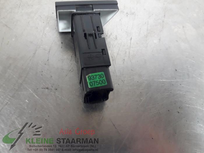 Fog light switch Kia Picanto 1.1 12V 9374007500