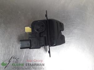 Used Tailgate lock mechanism Kia Picanto (JA) 1.2 16V Price on request offered by Kleine Staarman B.V. Autodemontage
