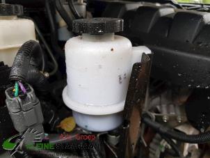 Used Power steering fluid reservoir Nissan Navara (D23) 2.5 dCi 16V 4x4 Price on request offered by Kleine Staarman B.V. Autodemontage