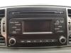 Radio CD player from a Kia Sportage (QL), 2015 / 2022 1.6 GDI 132 16V 4x2, Jeep/SUV, Petrol, 1.591cc, 97kW, G4FD, 2015-09 2018