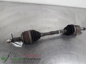 Used Front drive shaft, left Mitsubishi Grandis (NA) 2.4 16V MIVEC Price on request offered by Kleine Staarman B.V. Autodemontage