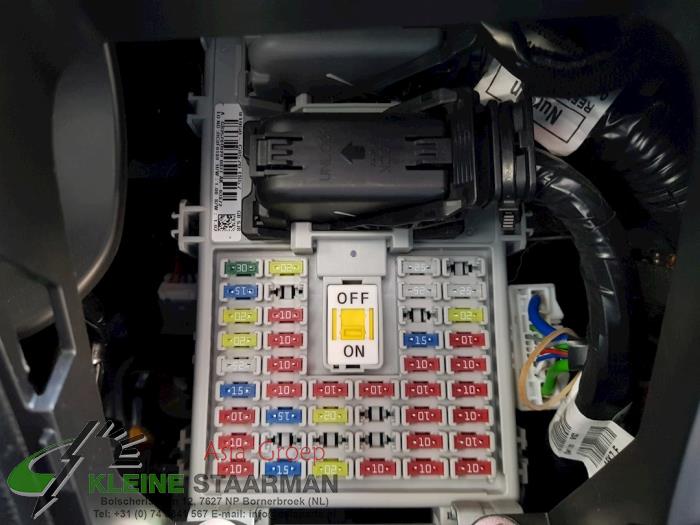 Fuse box Hyundai i20 1.4i 16V 91950C8570IS57