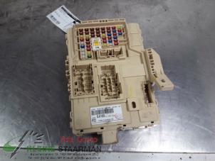 Used Fuse box Hyundai i30 (PDEB5/PDEBB/PDEBD/PDEBE) 1.4 T-GDI 16V Price on request offered by Kleine Staarman B.V. Autodemontage