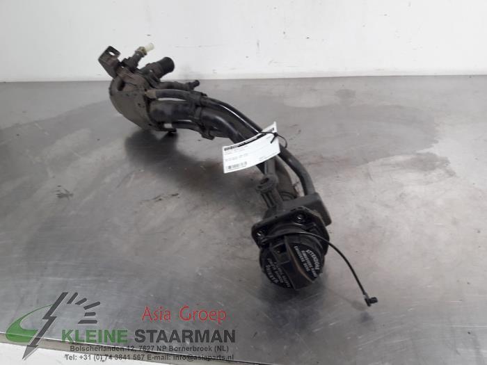 Hyundai I30 Fuel tank filling pipes stock
