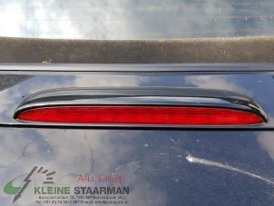 Używane Dodatkowe swiatlo stopu srodek Mazda MX-5 (NC18/1A) 1.8i 16V Cena na żądanie oferowane przez Kleine Staarman B.V. Autodemontage