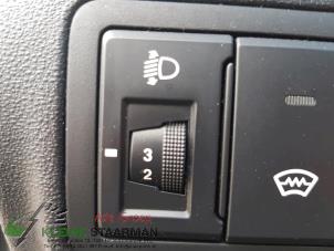 Usados Interruptor faro lhv Hyundai i30 (FD) 1.6 CVVT 16V Precio de solicitud ofrecido por Kleine Staarman B.V. Autodemontage