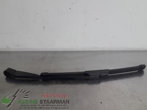 Used Rear wiper arm Honda Civic (FK6/7/8/9) 1.5i Turbo 16V Price on request offered by Kleine Staarman B.V. Autodemontage