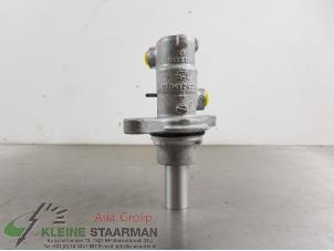 Used Master cylinder Nissan Qashqai (J10) 2.0 16V Price on request offered by Kleine Staarman B.V. Autodemontage