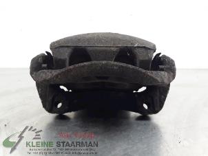 Used Front brake calliper, right Nissan Navara (D40) 2.5 dCi 16V 4x4 Price € 35,00 Margin scheme offered by Kleine Staarman B.V. Autodemontage