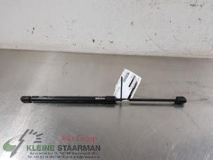 Used Rear gas strut, left Hyundai i10 (F5) 1.1i 12V Price on request offered by Kleine Staarman B.V. Autodemontage