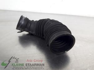 Used Air intake hose Toyota Avensis Wagon (T25/B1E) 2.2 D-4D 16V D-CAT Price on request offered by Kleine Staarman B.V. Autodemontage