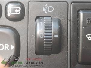 Used AIH headlight switch Toyota Avensis Wagon (T25/B1E) 2.2 D-4D 16V D-CAT Price on request offered by Kleine Staarman B.V. Autodemontage