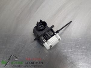 Used Cooling fan resistor Hyundai i30 (FD) 1.6 CVVT 16V Price on request offered by Kleine Staarman B.V. Autodemontage