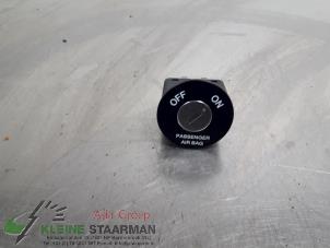 Used Airbag switch Hyundai i30 (FD) 1.6 CVVT 16V Price on request offered by Kleine Staarman B.V. Autodemontage