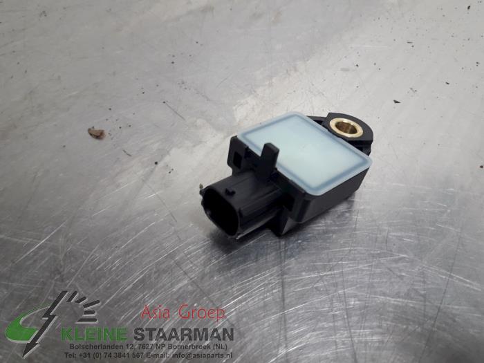 Airbag sensor Hyundai i30 1.6 CVVT 16V 959203K000