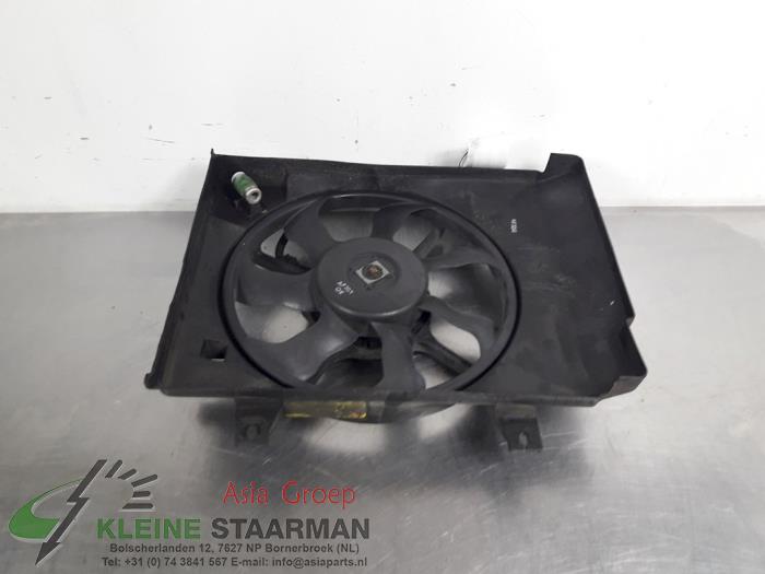 Cooling fan housing from a Kia Picanto (BA) 1.1 12V 2005