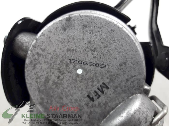 Fuel filter housing Kia Optima Sportswagon 1.7 CRDi 16V 1706309 D4FD