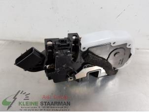 Used Rear door mechanism 4-door, right Nissan Micra (K13) 1.2 12V Price on request offered by Kleine Staarman B.V. Autodemontage
