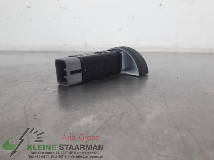 Fog light switch Hyundai i10 1.0i 12V 202002962