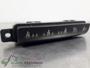 Used Airbag indicator light Nissan Qashqai (J10) 1.6 16V Price on request offered by Kleine Staarman B.V. Autodemontage