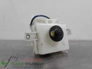 Used Brake fluid reservoir Toyota Auris Touring Sports (E18) 1.8 16V Hybrid Price on request offered by Kleine Staarman B.V. Autodemontage