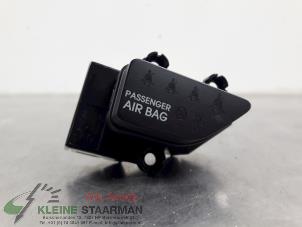 Used Airbag indicator light Kia Rio III (UB) 1.2 CVVT 16V Price on request offered by Kleine Staarman B.V. Autodemontage