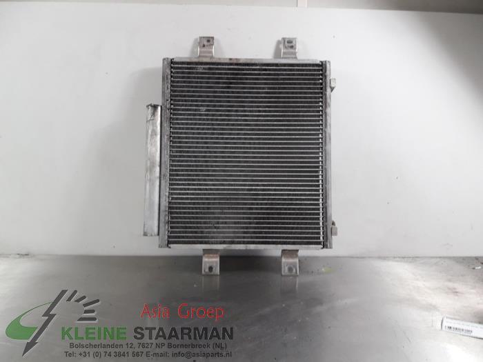Chlodnica klimatyzacji z Daihatsu Sirion 2 (M3) 1.3 16V DVVT 2006
