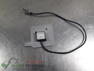 Used GPS antenna Mitsubishi Outlander (GF/GG) 2.0 16V 4x2 Price on request offered by Kleine Staarman B.V. Autodemontage