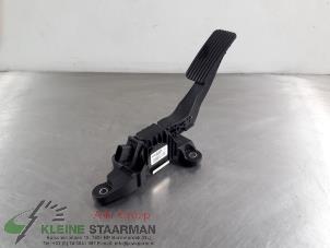 Used Throttle pedal position sensor Hyundai Kona (OS) 1.0 T-GDI 12V Price on request offered by Kleine Staarman B.V. Autodemontage