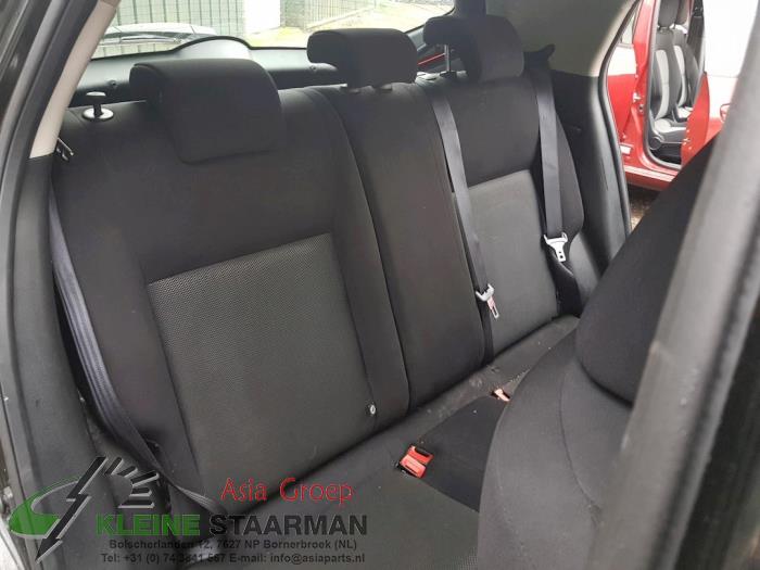 Cinturón de seguridad derecha detrás de un Nissan Juke (F15) 1.6 16V 2013