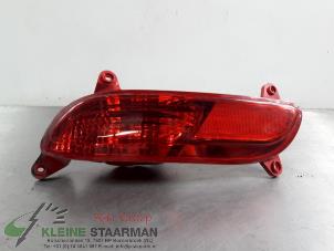 Used Rear bumper reflector, right Kia Rio III (UB) 1.4 CVVT 16V Price on request offered by Kleine Staarman B.V. Autodemontage