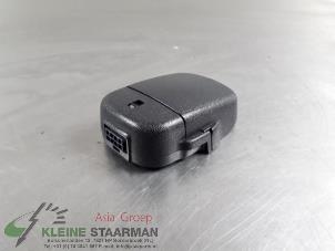 Usados Sensor de lluvia Kia Cee'd Sportswagon (JDC5) 1.6 GDI 16V Precio de solicitud ofrecido por Kleine Staarman B.V. Autodemontage
