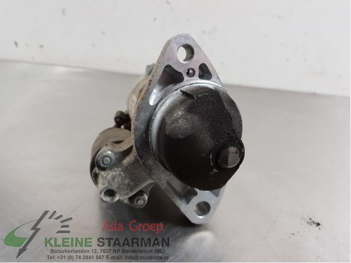 Starter from a Toyota Corolla Verso (R10/11) 2.2 D-4D 16V Cat Clean Power 2007