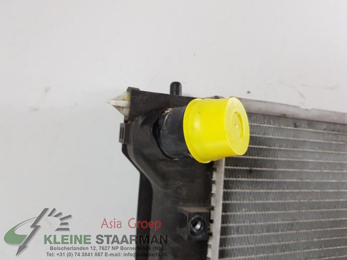 thumbnail image 2 of Engine Cooling Radiator For Toyota Avensis MK1 T22 2.0 Petrol 1997-2000 – Manual Transmission (243CSD14763) 2 of 5