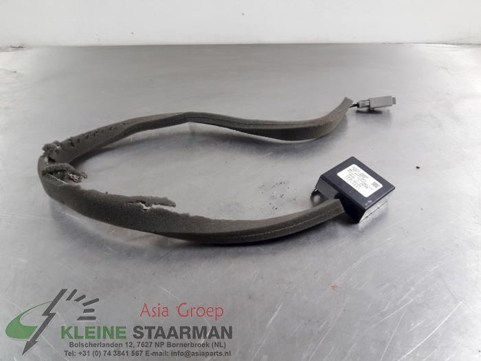 Nissan Qashqai GPS antennas stock