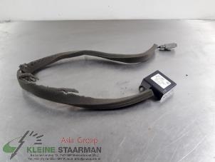 Usagé Antenne GPS Nissan Qashqai (J10) 2.0 16V Prix € 60,00 Règlement à la marge proposé par Kleine Staarman B.V. Autodemontage