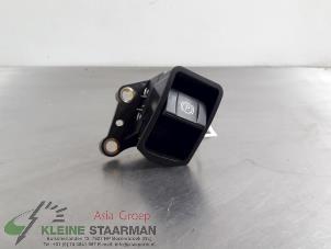 Used Parking brake switch Toyota Avensis (T27) 2.0 16V D-4D-F Price on request offered by Kleine Staarman B.V. Autodemontage