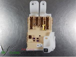 Used Fuse box Toyota Auris (E18) 1.8 16V Hybrid Price on request offered by Kleine Staarman B.V. Autodemontage