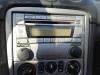 Reproductor de CD y radio de un Mazda MX-5 (NB18/35/8C), 1998 / 2005 1.6i 16V, Cabrio, Gasolina, 1.598cc, 81kW (110pk), RWD, B6MC; EURO2; B6MU, 1998-05 / 2005-10, NB18 2005