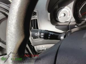 Used Indicator switch Kia Cee'd Sporty Wagon (EDF) 1.4 16V Price on request offered by Kleine Staarman B.V. Autodemontage