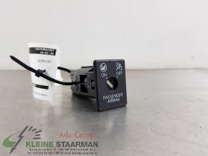 Used Airbag switch Mazda 2 (DJ/DL) 1.5 SkyActiv-G 75 Price on request offered by Kleine Staarman B.V. Autodemontage